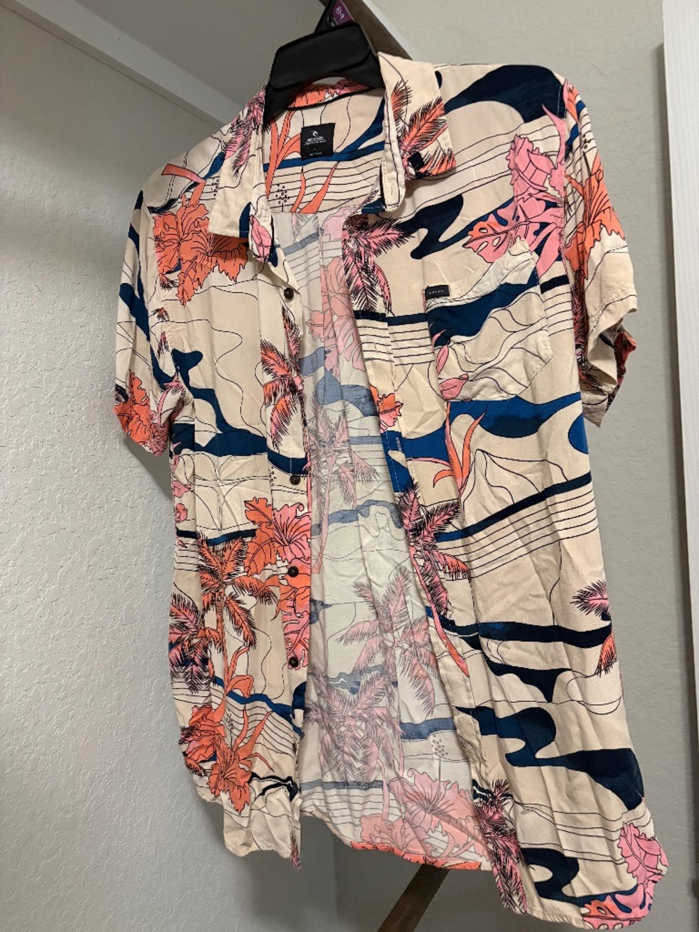 MENS RIPCURL BUTTON UP